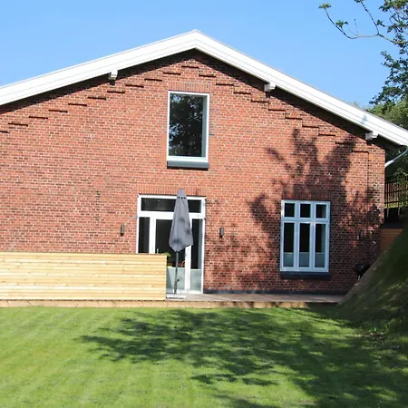Altes Bahnhofsvorsteherhaus Husum  Exterior photo
